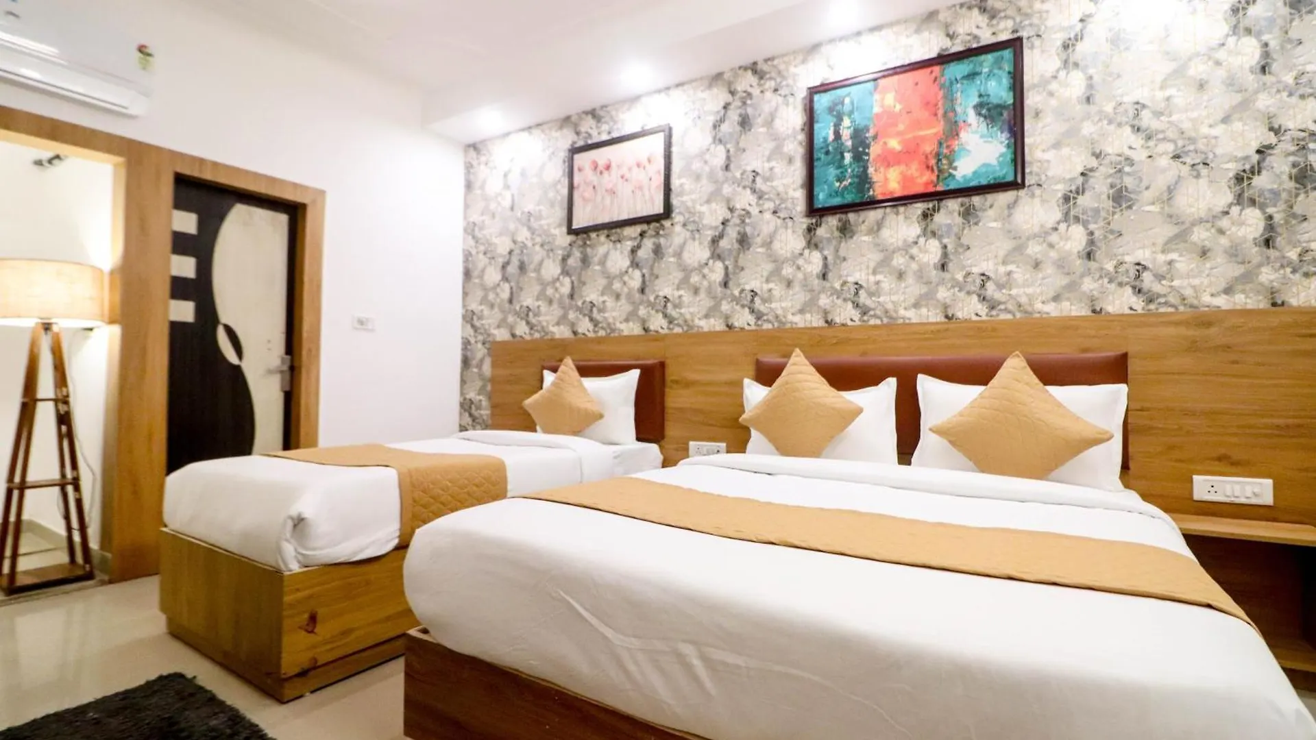 ***  Hotel Stay Villa Delhi Airport New Delhi India