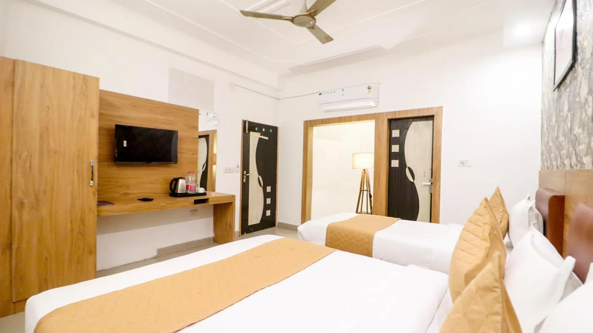 Hotel Stay Villa Delhi Airport New Delhi