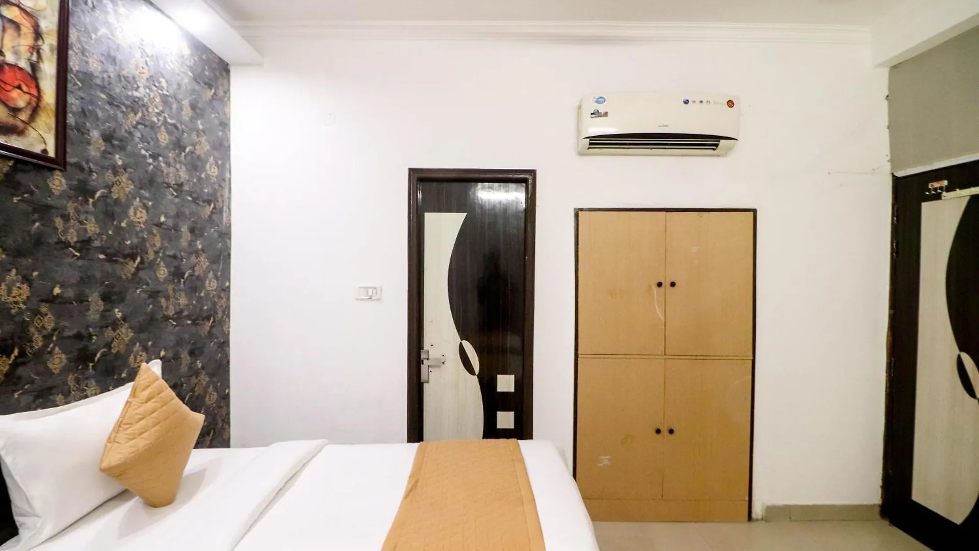 Hotel Stay Villa Delhi Airport New Delhi